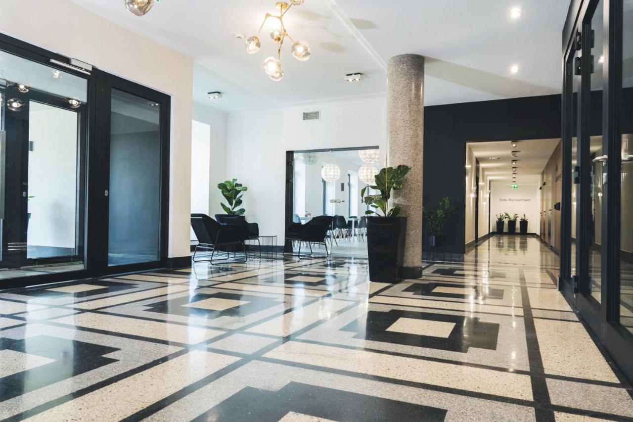 Vanta Business Center 斯卡维纳 外观 照片