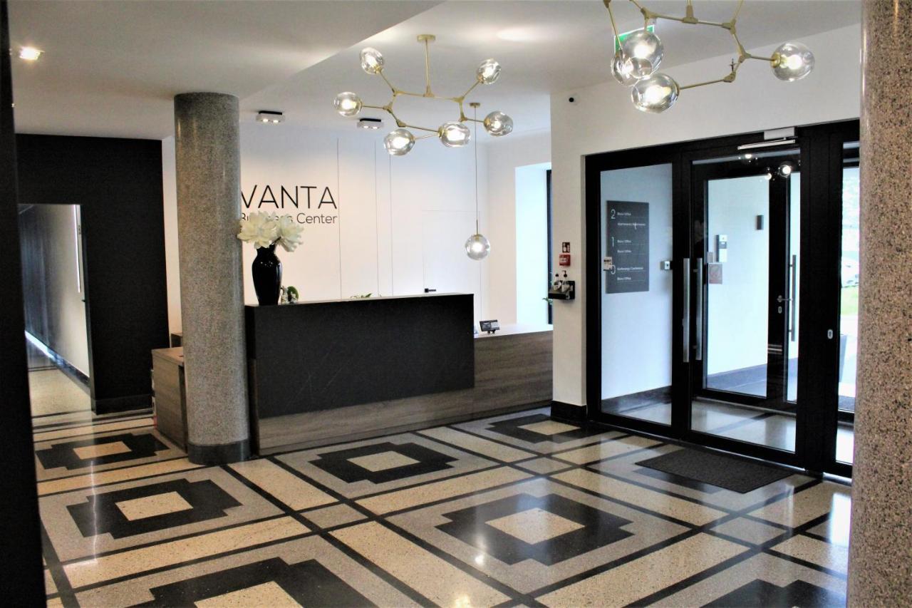 Vanta Business Center 斯卡维纳 外观 照片