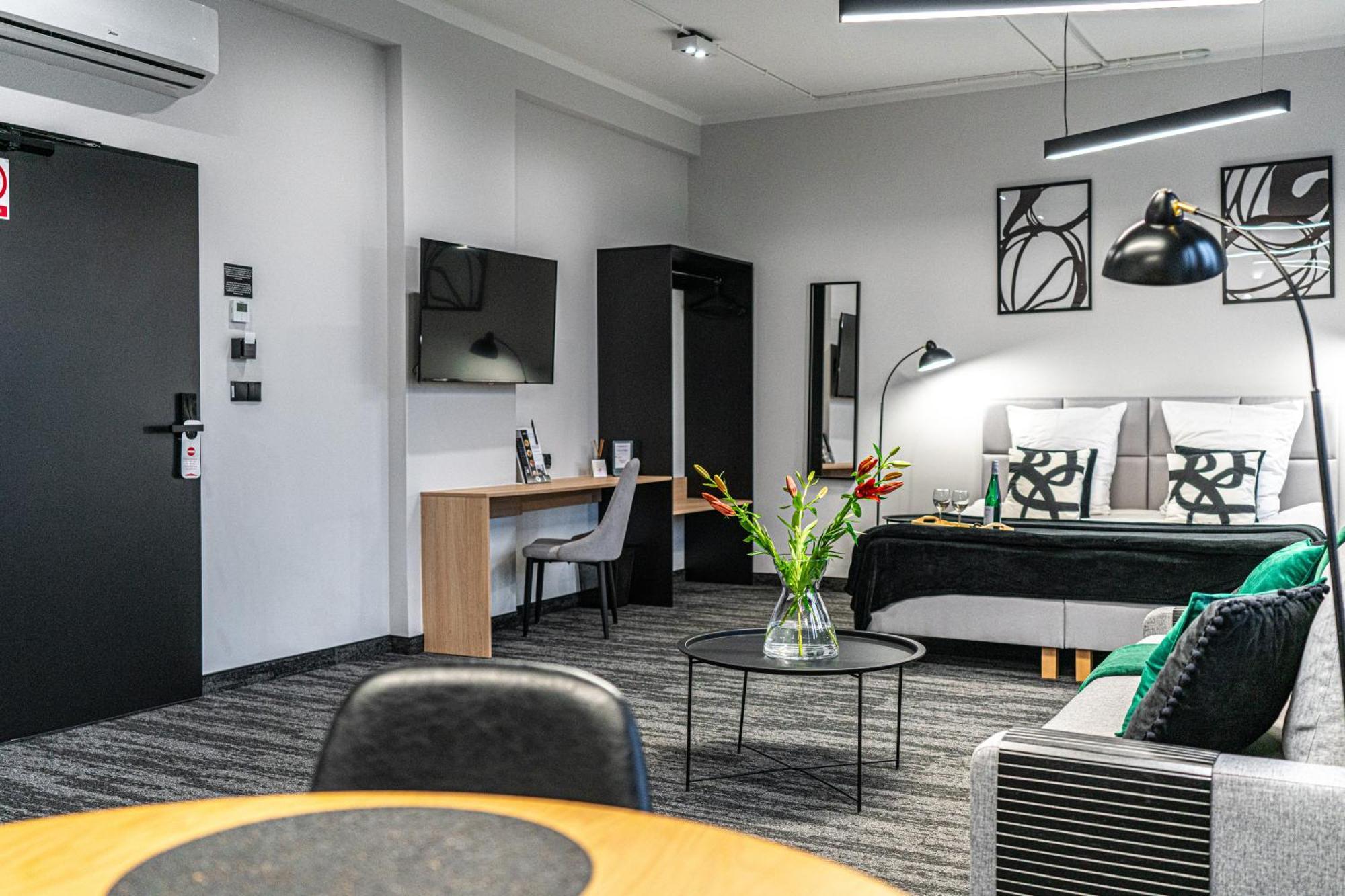 Vanta Business Center 斯卡维纳 外观 照片