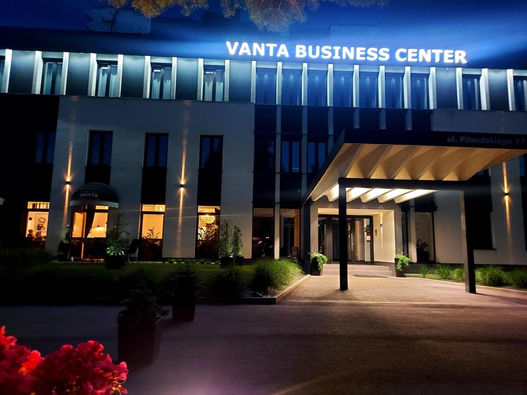 Vanta Business Center 斯卡维纳 外观 照片
